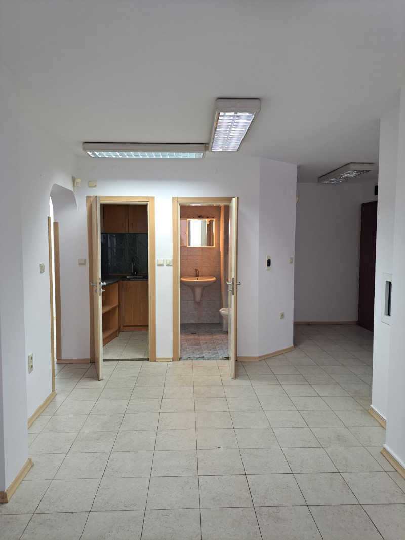 Zu vermieten  Büro Sofia , Zentar , 251 qm | 43485688 - Bild [13]