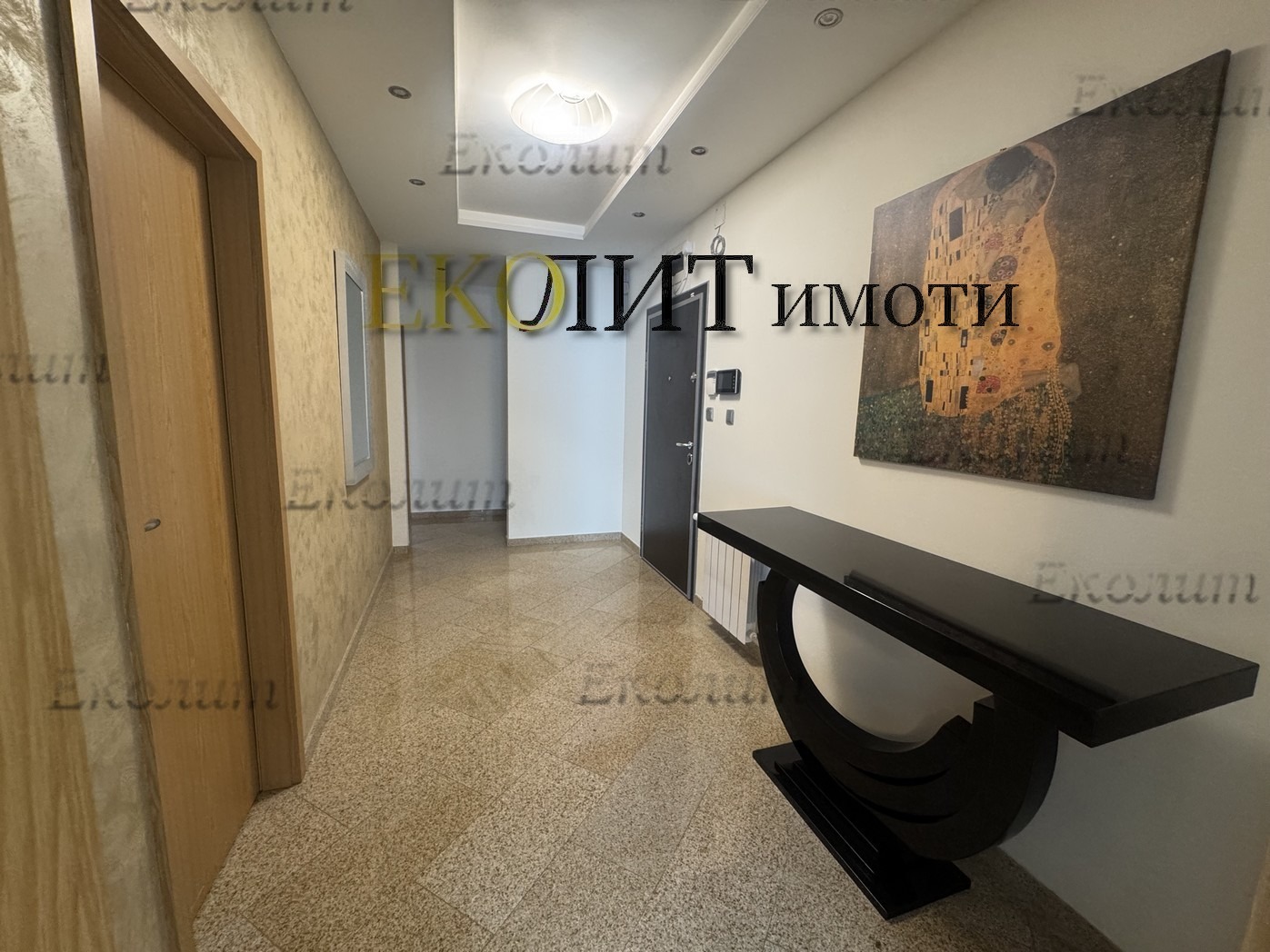 Дава под наем 4-СТАЕН, гр. София, Лозенец, снимка 2 - Апартаменти - 55120407