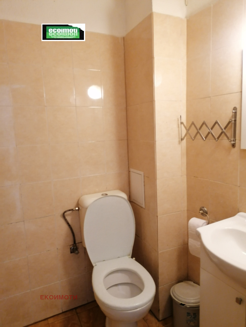 Издаје се  1 спаваћа соба Софија , Карпузица , 65 м2 | 73387441 - слика [8]