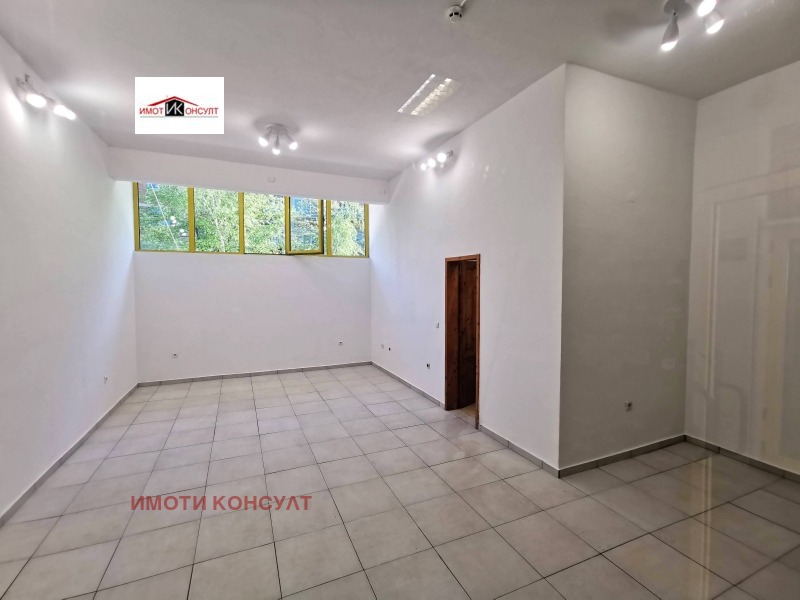 K pronájmu  Kancelář Veliko Tarnovo , Buzludža , 42 m2 | 28124037 - obraz [3]