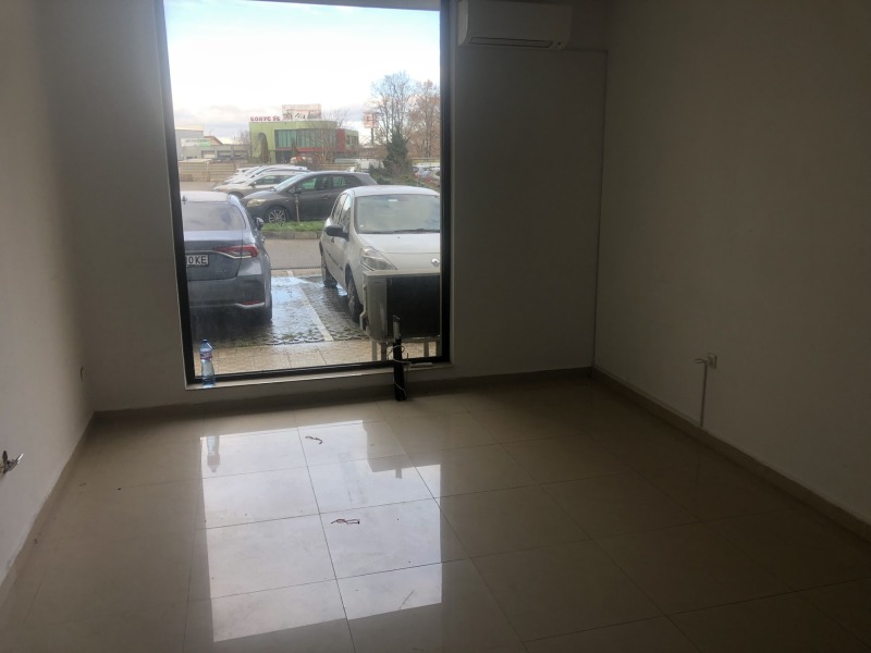 Para alugar  Escritório Sofia , Hadji Dimitar , 20 m² | 48177130 - imagem [3]