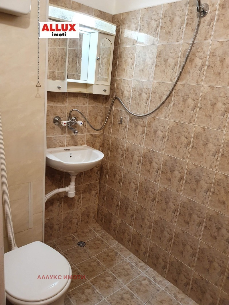 Дава под наем  1-стаен град Русе , Възраждане , 40 кв.м | 15045084 - изображение [9]