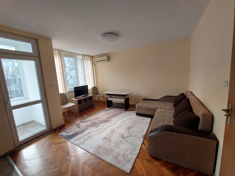 Дава под наем 2-СТАЕН, гр. Варна, Централна поща, снимка 2 - Апартаменти - 52979095