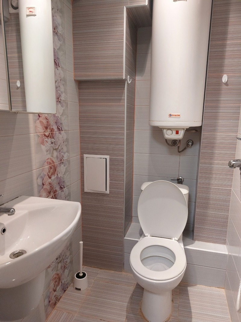 Дава под наем 2-СТАЕН, гр. Варна, Централна поща, снимка 7 - Апартаменти - 52979095