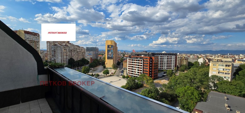 Дава под наем  3-стаен град София , Център , 100 кв.м | 41099946