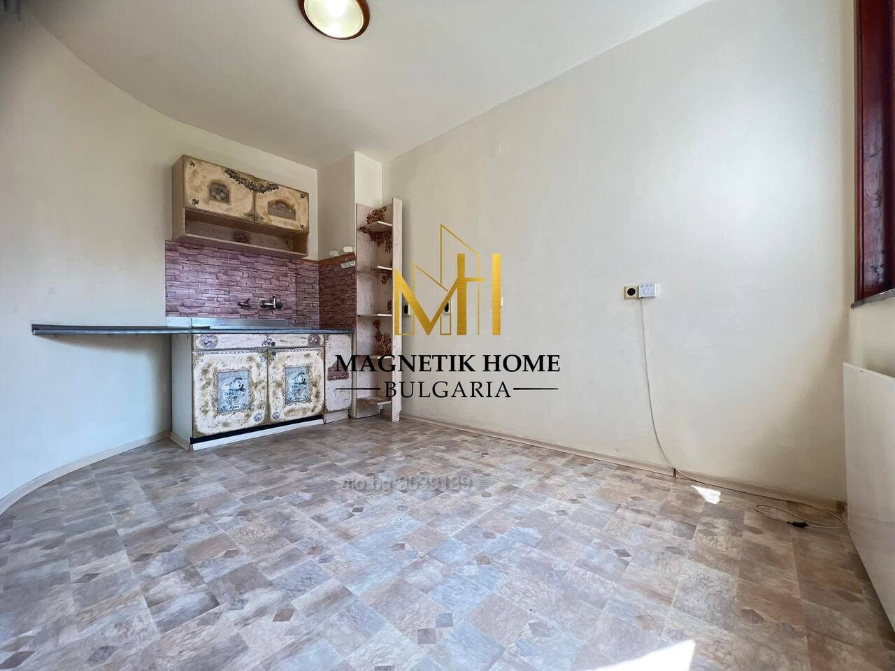 Дава под наем 4-СТАЕН, гр. Бургас, Възраждане, снимка 12 - Апартаменти - 53893815