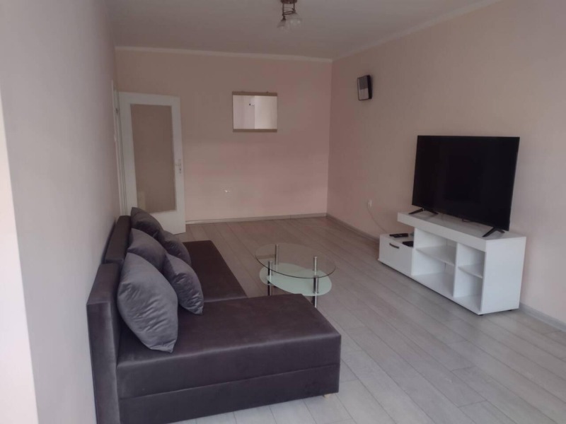 В аренду  1 спальня Пловдив , Център , 76 кв.м | 74696711 - изображение [2]