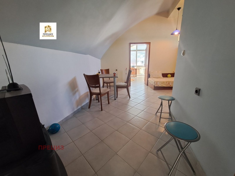 Дава под наем 2-СТАЕН, гр. Шумен, Военно училище, снимка 2 - Апартаменти - 52604332