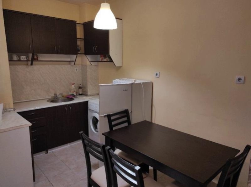 Zu vermieten  1 Schlafzimmer Plowdiw , Kjutschuk Parisch , 60 qm | 98197932