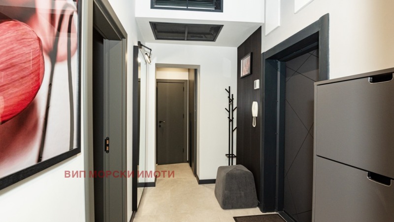 Дава под наем 3-СТАЕН, гр. Бургас, Център, снимка 12 - Апартаменти - 53376850