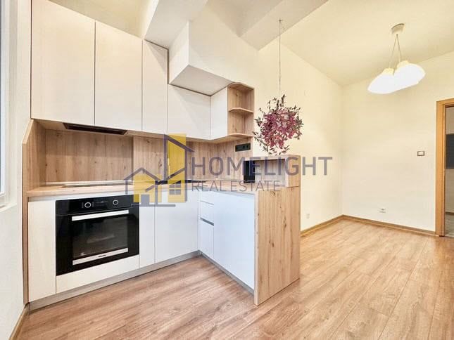 Kiadó  3 hálószobás Sofia , Oborishte , 140 négyzetméter | 66287303