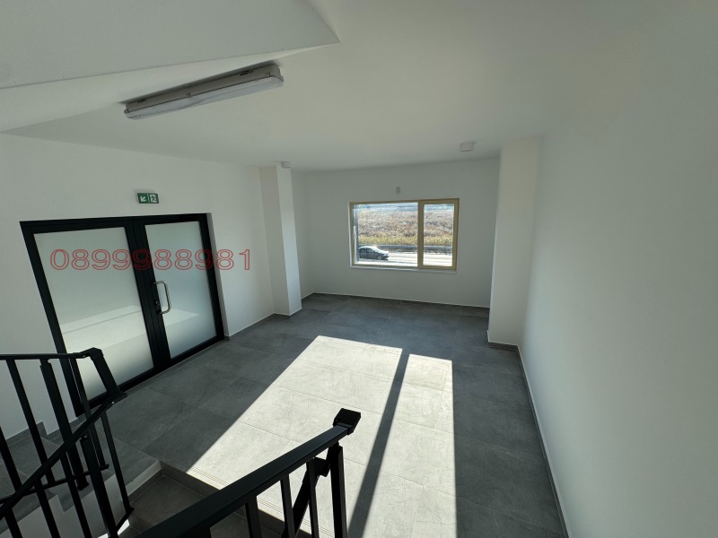 Дава под наем МАГАЗИН, гр. Пловдив, Индустриална зона - Юг, снимка 13 - Магазини - 52781496