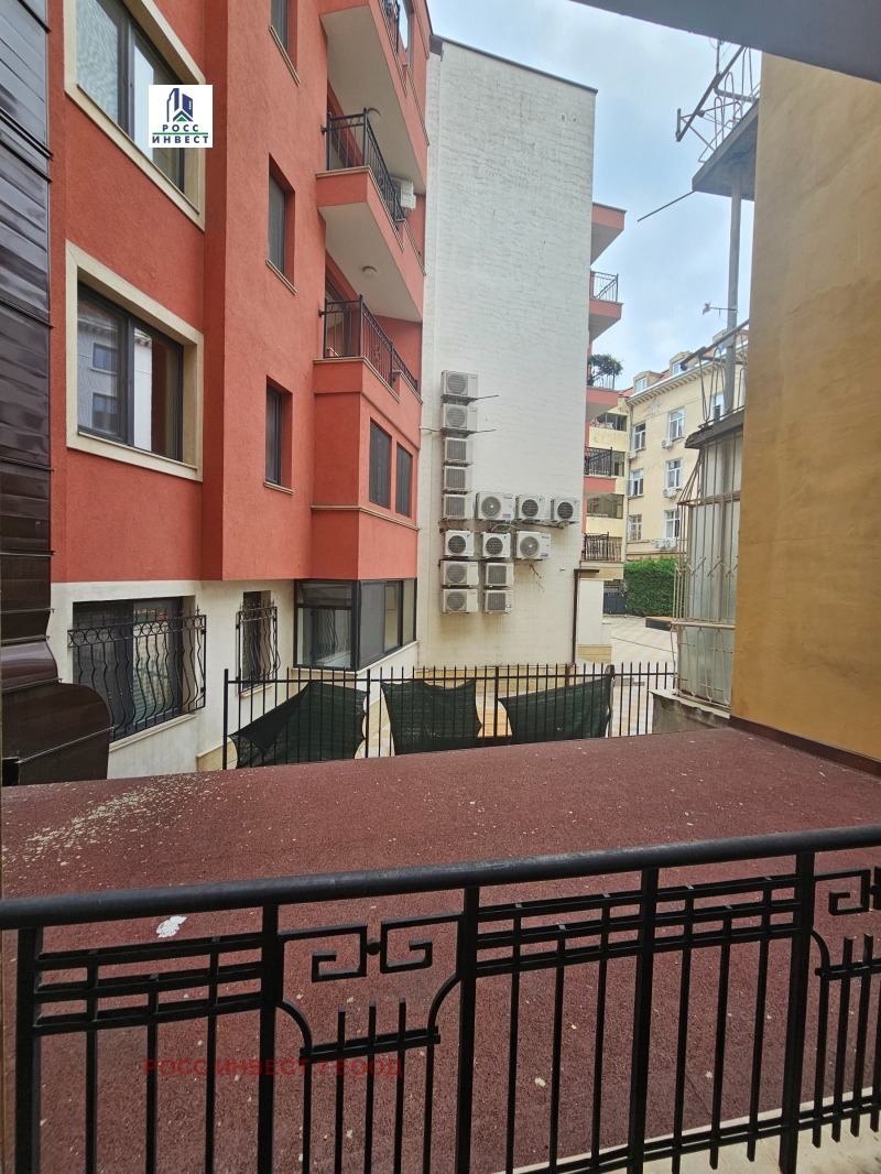Издаје се  1 спаваћа соба Варна , Центар , 75 м2 | 49554449 - слика [11]