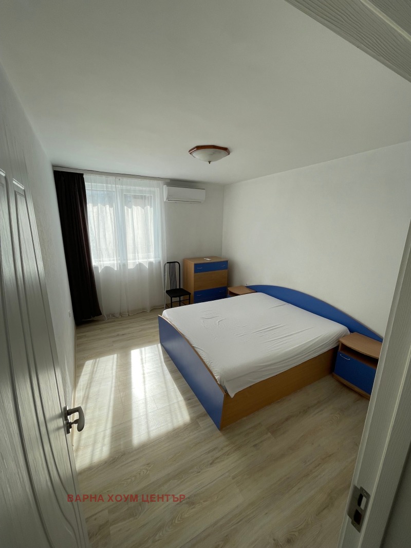 Para alugar  Mais de 3 quartos Varna , Liatno kino Trakiia , 110 m² | 44271869 - imagem [3]