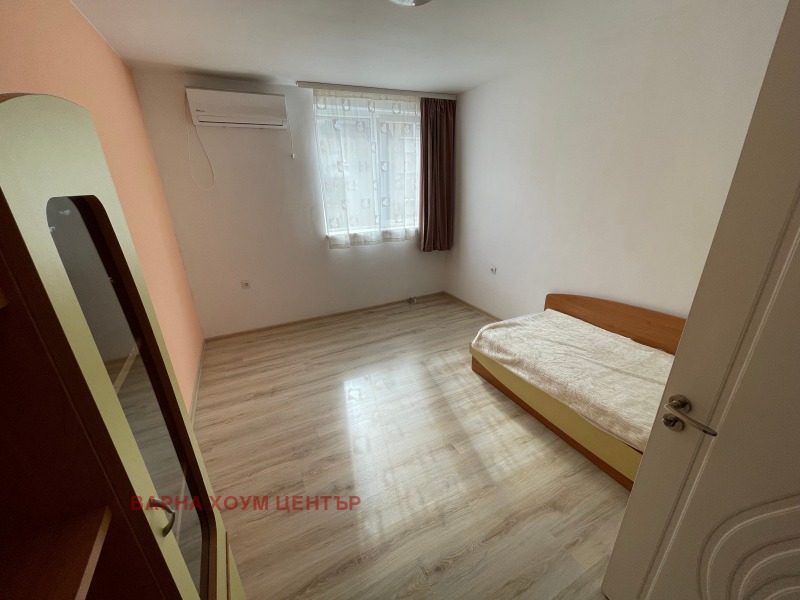 Para alugar  Mais de 3 quartos Varna , Liatno kino Trakiia , 110 m² | 44271869 - imagem [5]