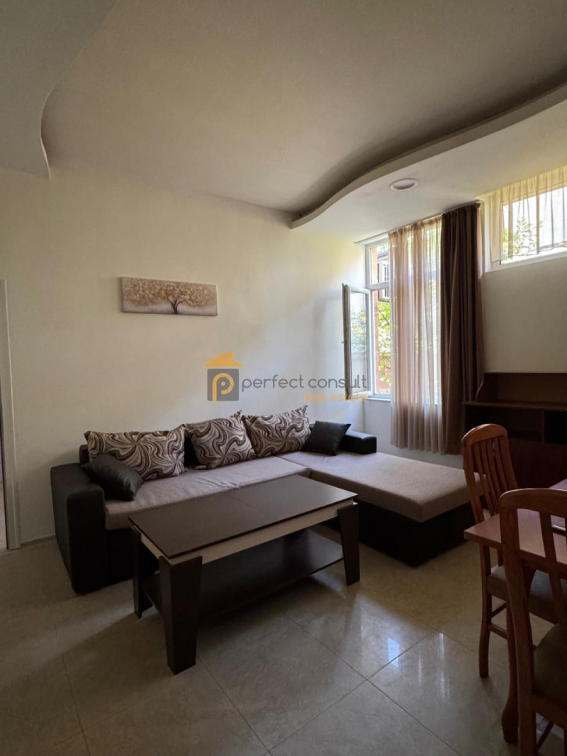 For Rent  1 bedroom Plovdiv , Proslav , 70 sq.m | 94371870 - image [2]