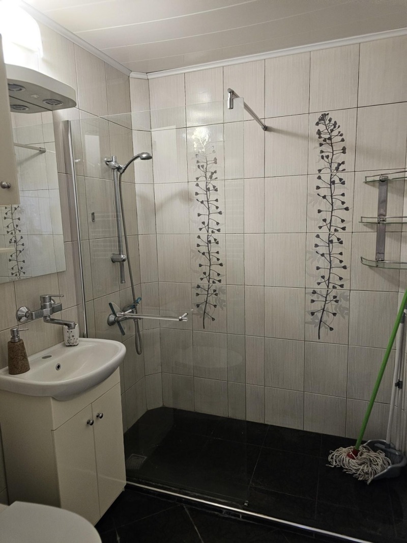 Vuokrattavana  2 makuuhuonetta Sofia , Vrabnitsa 1 , 70 neliömetriä | 35000464 - kuva [12]