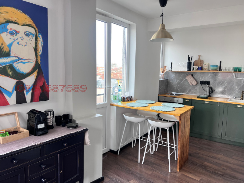 Дава под наем 3-СТАЕН, гр. София, Център, снимка 2 - Апартаменти - 52925145