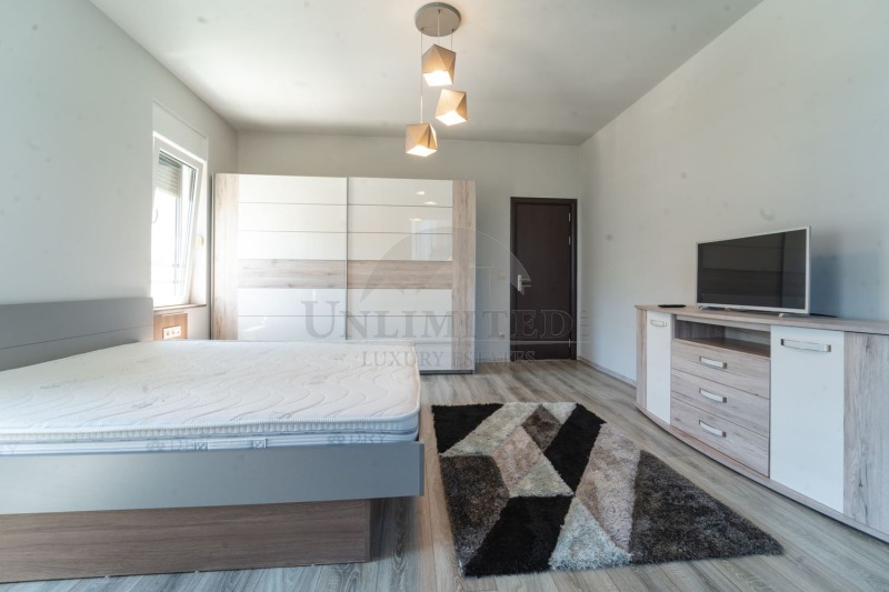Zu vermieten  3 Schlafzimmer Sofia , Dragalewzi , 176 qm | 58736049 - Bild [8]
