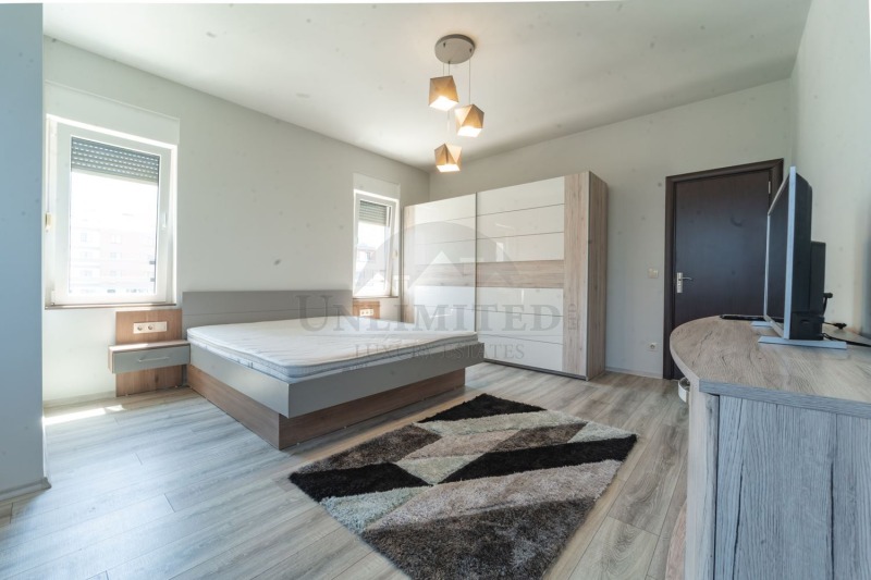 Zu vermieten  3 Schlafzimmer Sofia , Dragalewzi , 176 qm | 58736049 - Bild [7]