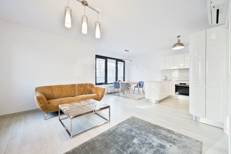 Дава под наем 3-СТАЕН, гр. София, Лозенец, снимка 2 - Апартаменти - 53073226