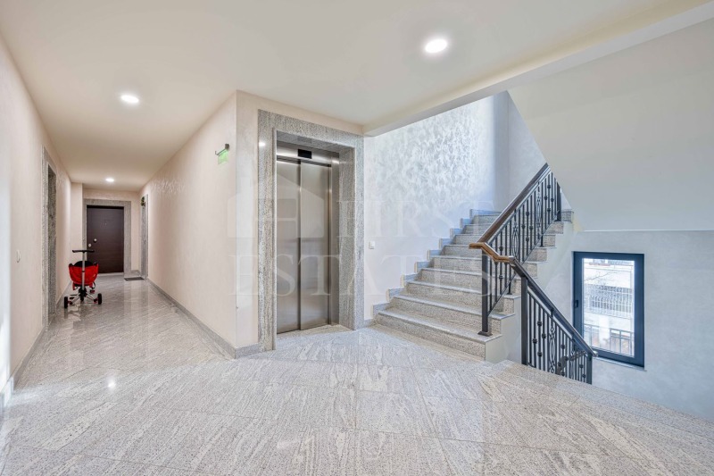 Дава под наем 3-СТАЕН, гр. София, Лозенец, снимка 12 - Апартаменти - 53073226