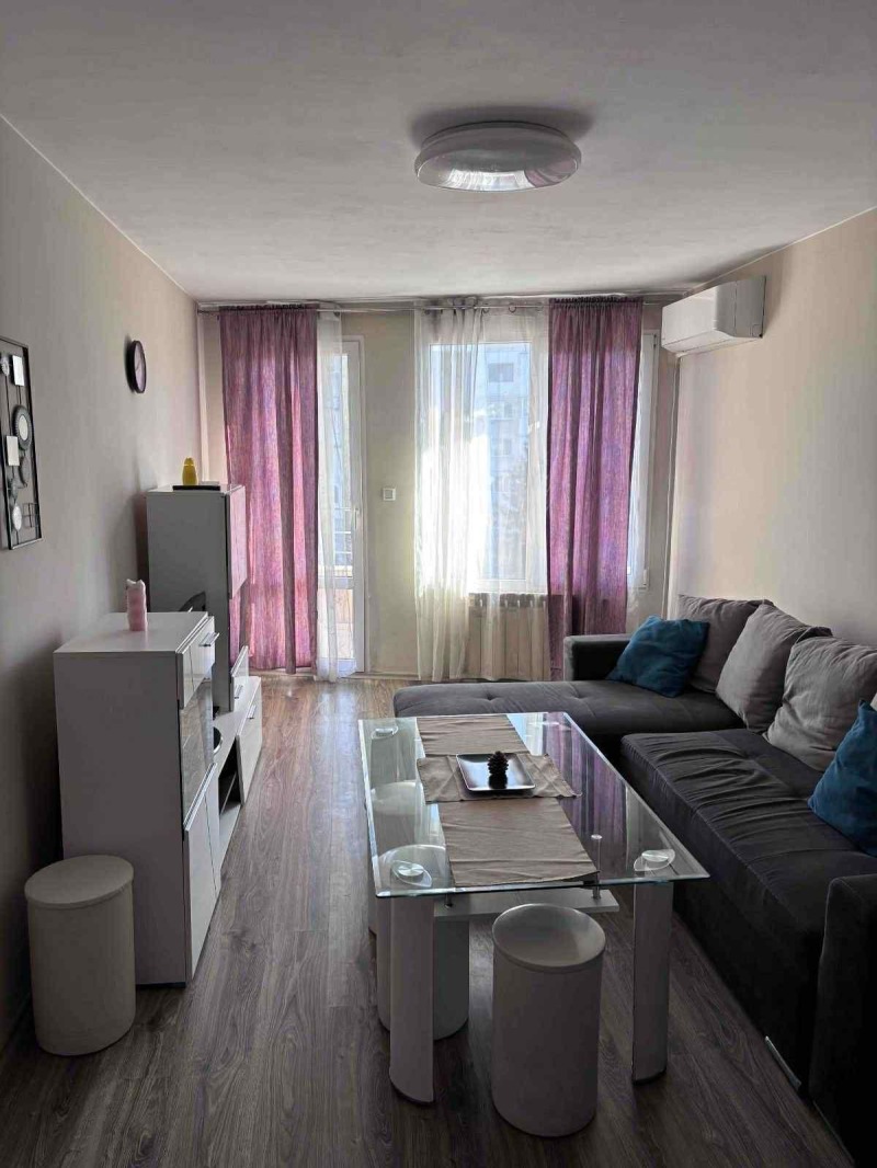 Дава под наем 3-СТАЕН, гр. София, Изток