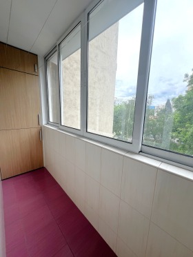 1 makuuhuone Krasna poljana 2, Sofia 9