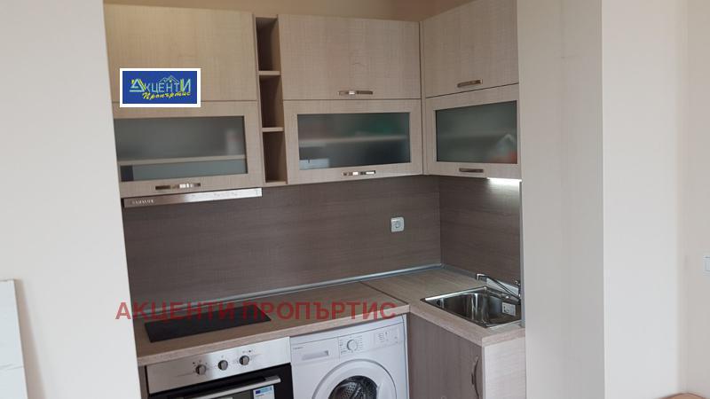 Издаје се  1 спаваћа соба Велико Тарново , Центар , 50 м2 | 62861796 - слика [2]