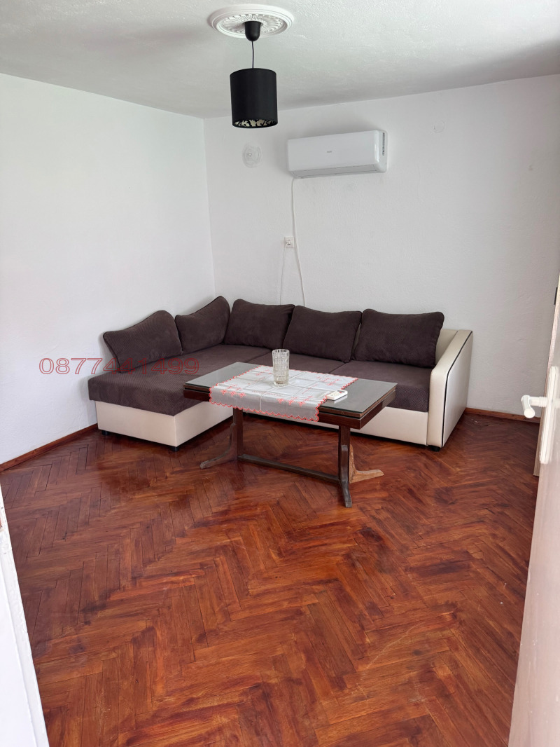 Дава под наем КЪЩА, гр. Варна, Свети Никола, снимка 7 - Къщи - 52779725