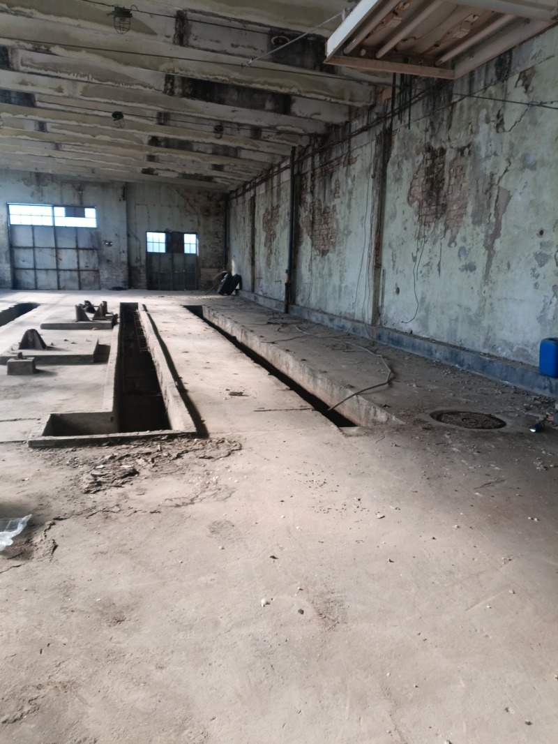 Дава под наем СКЛАД, гр. Разград, Промишлена зона - Запад, снимка 3 - Складове - 52575732