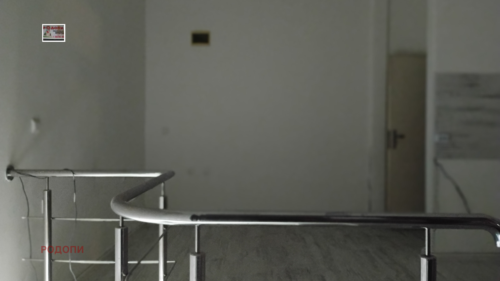 Дава под наем МАГАЗИН, гр. Пловдив, Център, снимка 2 - Магазини - 53301427