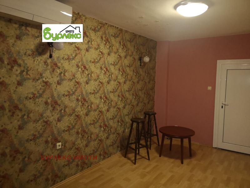 Дава под наем 3-СТАЕН, гр. Варна, Център, снимка 12 - Апартаменти - 53166233