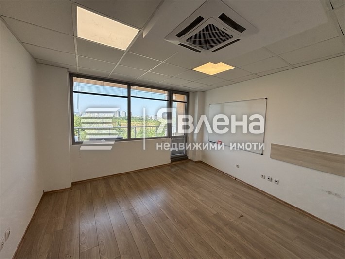 A louer  Bureau Sofia , Mladost 2 , 180 m² | 10730402 - image [2]