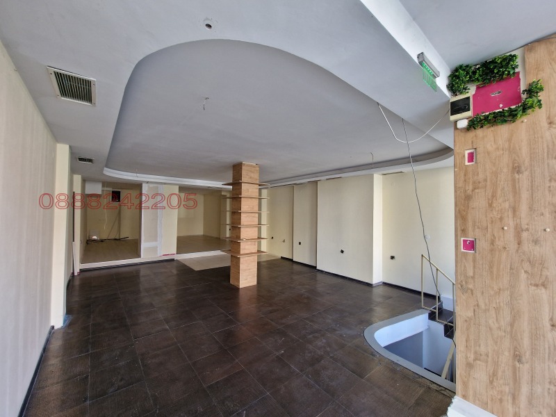 Дава под Наем МАГАЗИН в град София, Център - 160 кв.м / 1 500 € » 2 933.75 лв.