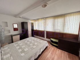 2 Schlafzimmer Awtogara, Warna 3