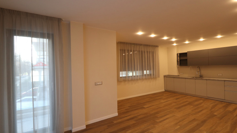 K pronájmu  2 ložnice Sofia , Iztok , 108 m2 | 64651352