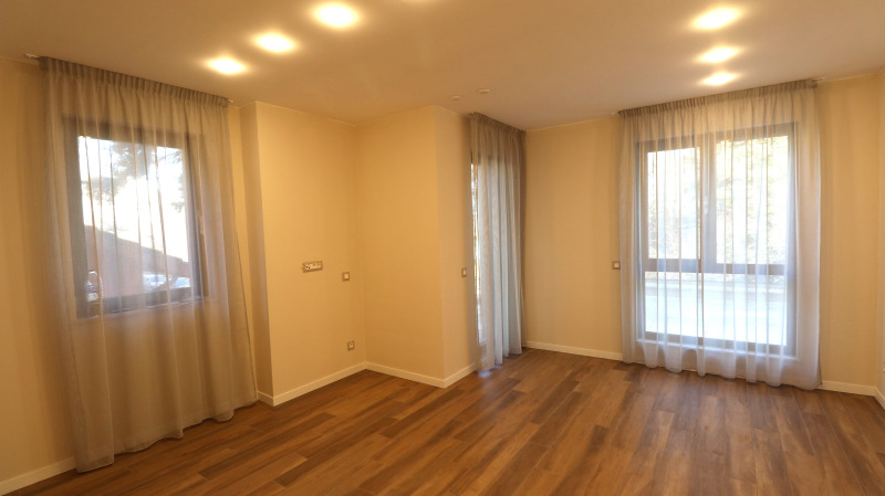 K pronájmu  2 ložnice Sofia , Iztok , 108 m2 | 64651352 - obraz [10]