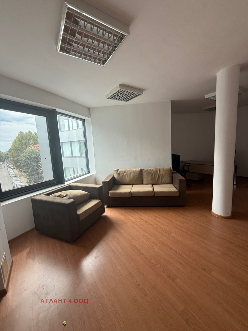 Da affittare  Ufficio regione Stara Zagora , Kazanlak , 30 mq | 40315232