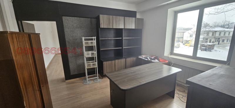 Дава под наем ОФИС, гр. Русе, Промишлена зона - Запад, снимка 5 - Офиси - 53153346