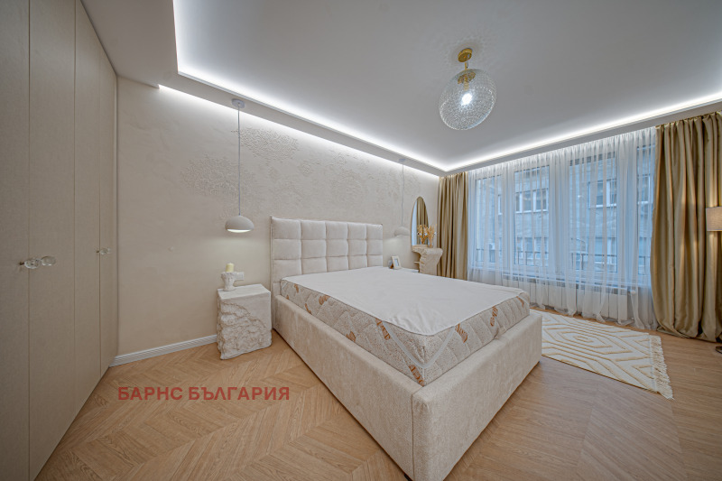 Дава под наем 3-СТАЕН, гр. София, Център, снимка 4 - Апартаменти - 53285616