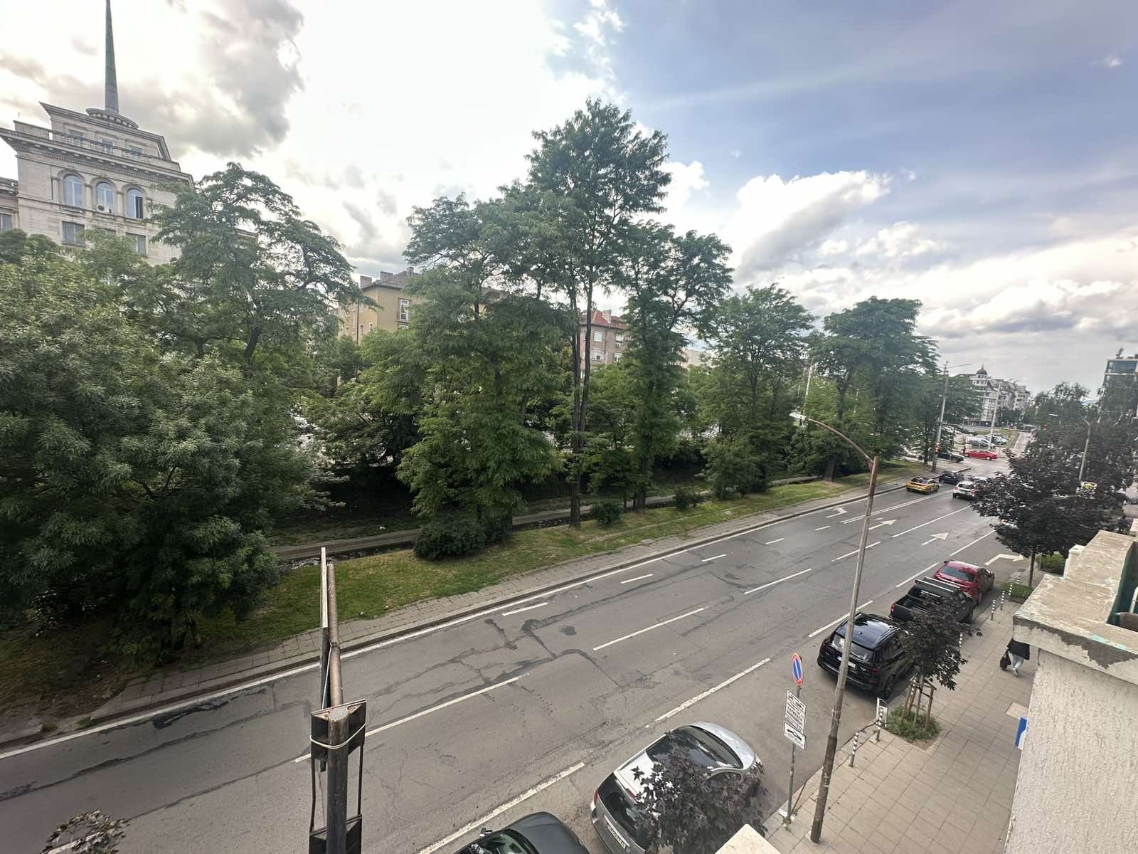 Дава под наем 3-СТАЕН, гр. София, Оборище, снимка 12 - Апартаменти - 54823402
