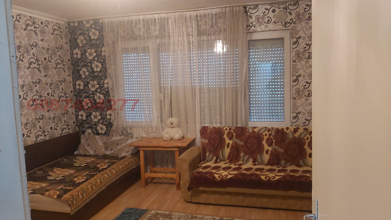 Дава под Наем 1-СТАЕН в град Кърджали, Възрожденци - 35 кв.м / 160 € » 312.93 лв.