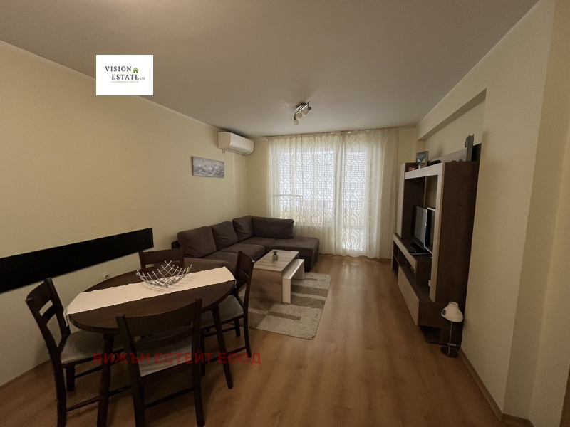 Do wynajęcia  1 sypialnia Sofia , Reduta , 70 mkw | 23553347 - obraz [2]
