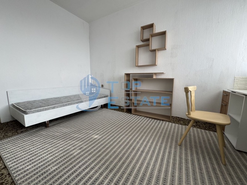 Дава под наем МНОГОСТАЕН, гр. Велико Търново, Център, снимка 2 - Апартаменти - 52876252