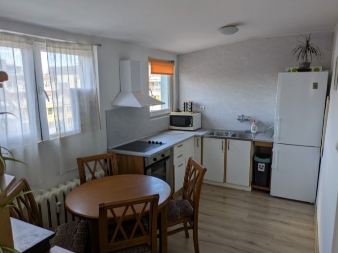 De inchiriat  2 dormitoare Sofia , Borovo , 102 mp | 72001112