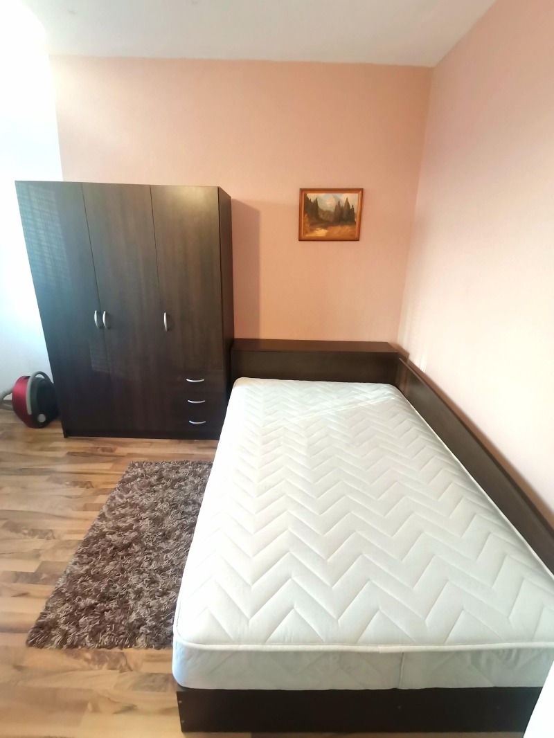 A louer  1 chambre Bourgas , Slaveikov , 65 m² | 99816688 - image [7]
