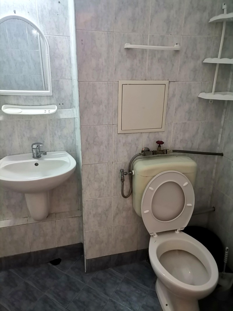 A louer  1 chambre Bourgas , Slaveikov , 65 m² | 99816688 - image [8]