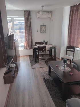 1 chambre Karchiyaka, Plovdiv 1