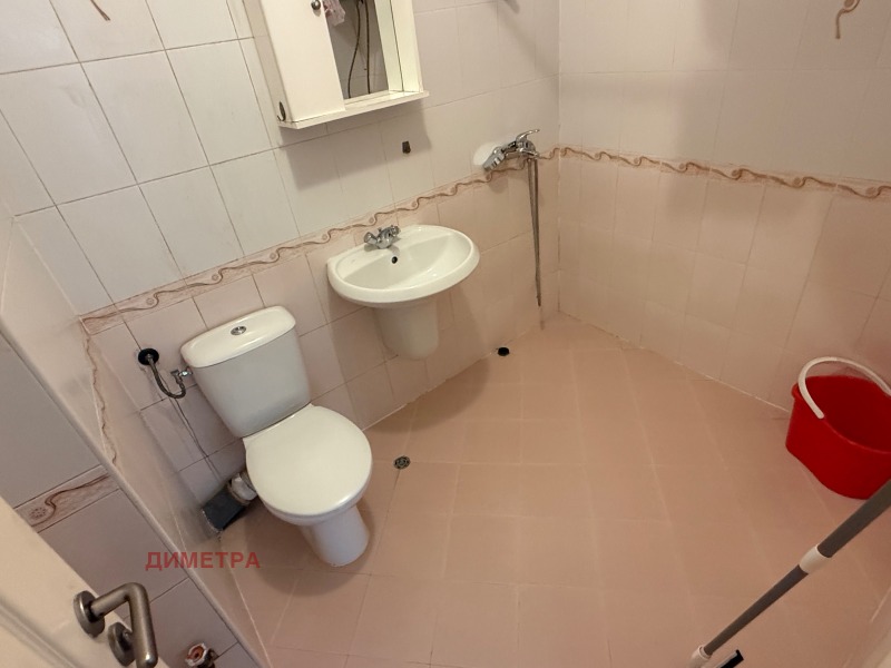 Дава под наем  Многостаен град Пловдив , Младежки Хълм , 230 кв.м | 71224624 - изображение [12]